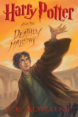Book cover of Harry Potter and the Deathly Hallows (Harry Potter, Book 7): Volume 7 by Rowling, J. K.