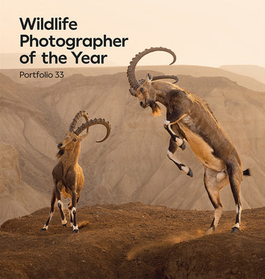 Book cover of Wildlife Photographer of the Year: Portfolio 33: Volume 33 by Kidman Cox, Rosamund