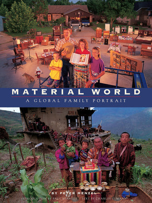 Book cover of Material World: A Global Family Portrait by Menzel, Peter