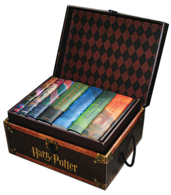 Book cover of Harry Potter Hardcover Boxed Set: Books 1-7 (Trunk) by Rowling, J. K.