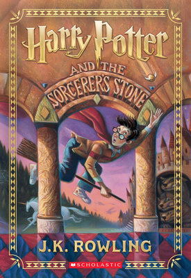 Book cover of Harry Potter and the Sorcerer's Stone (Harry Potter, Book 1) by Rowling, J. K.